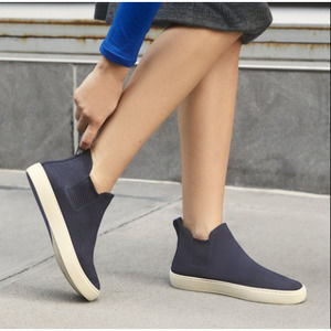 ROTHY'S chelsea boot navy blue size 6.5